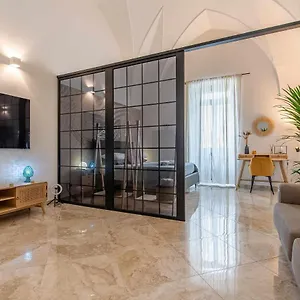 zephir-apartments.lecce-hotels.com/